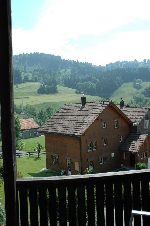 Landgasthof Sternen Buhler Ruang foto
